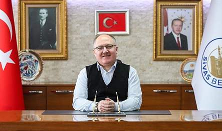 Belediye Başkanı Hilmi Bilgin, Sivas’ın yetiştirdiği ünlü halk ozanı Âşık