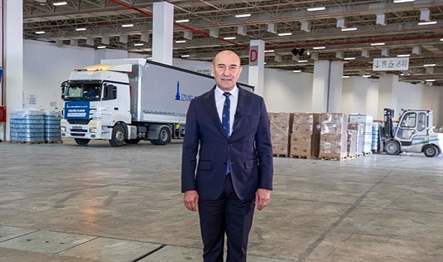 İzmir Büyükşehir Belediye Başkanı Tunç Soyer, 11 ili etkileyen deprem