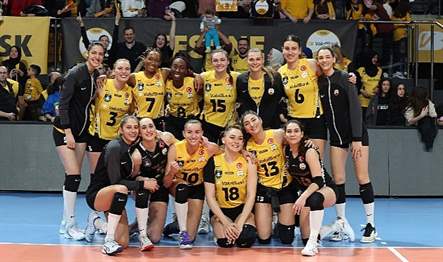 Son Avrupa Şampiyonu VakıfBank, CEV Şampiyonlar Ligi çeyrek final ilk