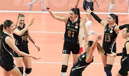 Son Türkiye Şampiyonu VakıfBank, Misli.com Sultanlar Ligi 20. hafta mücadelesinde