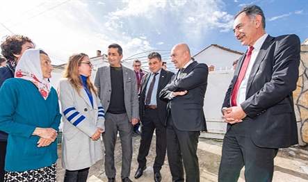 İzmir Büyükşehir Belediye Başkanı Tunç Soyer’in kuraklık ve yoksullukla mücadele