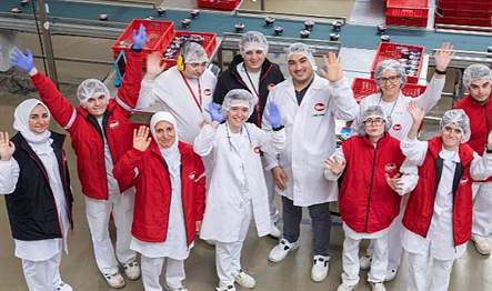 Bursa’daki fabrikasında "Otizmli Bireyler İş Gücünde" adlı istihdam modelini yürüten