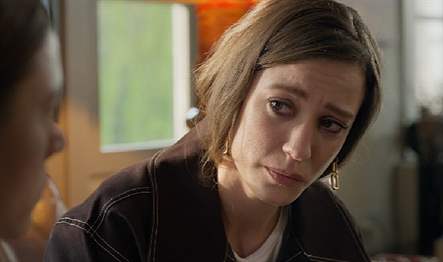 Show TV’de yayınlanan Ay Yapım imzalı ‘Aile’de hikaye giderek derinleşirken,