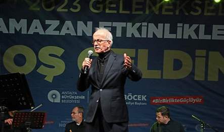 Antalya Büyükşehir Belediyesi’nin Karaalioğlu Parkı’nda düzenlediği Ramazan etkinlikleri kapsamında usta