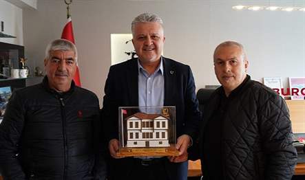 Lüleburgazlı fotoğraf sanatçısı Mithat Tunaboylu, Cumhuriyetin 100’üncü yılına 100 adet