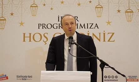 Avcılar Belediyesi önderliğinde düzenlenen iftar etkinliği vatandaşların bir araya gelmesine