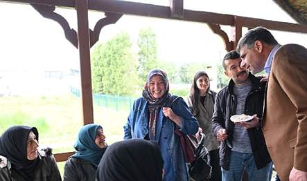Kartepe Belediye Başkanı Av.M.Mustafa Kocaman, Ramazan Bayramı namazını Nusretiye Camii’nde