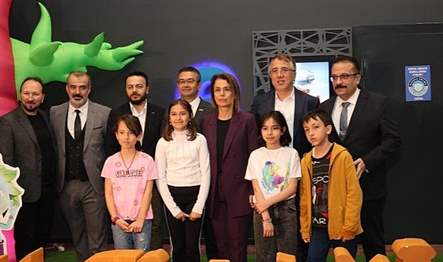 TRT Çocuk'un animasyon filmi "Elif ve Arkadaşları: Kapadokya"nın Nevşehir'deki galasında,