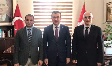 İzmir Katip Çelebi Üniversitesi Turizm Fakültesi Ögretim Üyesi Prof.Dr. Volkan