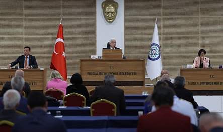 Muğla Büyükşehir Belediyesi Nisan ayı Meclis toplantısında Encümen üyesi ve