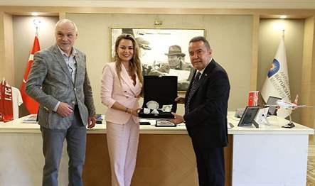 Çek Cumhuriyeti Ankara Büyükelçisi Pavel Vacek, Antalya Büyükşehir Belediye Başkanı