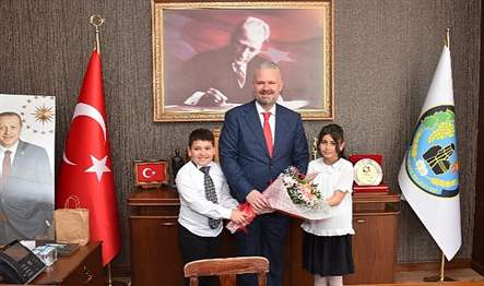 23 Nisan Ulusal Egemenlik ve Çocuk Bayramı dolayısıyla Menemen Belediye