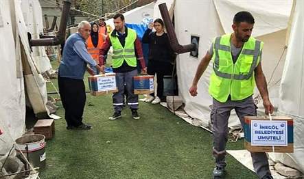 İnegöl Belediyesi tarafından başlatılan “Bir koli de benden” olsun kampanyasıyla