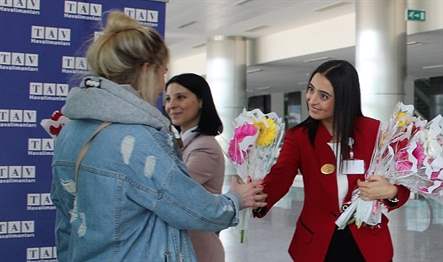 İzmir Adnan Menderes Havalimanı, Air Serbia’nın Belgrad’dan gerçekleştirdiği ilk uçuşu