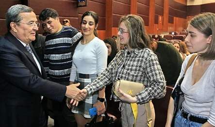 Başkan Batur, Konak Belediyesi Gençlik Meclisi’nin ikinci dönem ilk toplantısına