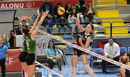 Misli Sultanlar Ligi 5/8 play-off turuna kalacak takımları yakından ilgilendiren