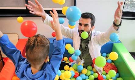 Çocuk ve Ergen Gelişimi ve Otizm Merkezi (ÇEGOMER) multidisipliner bir