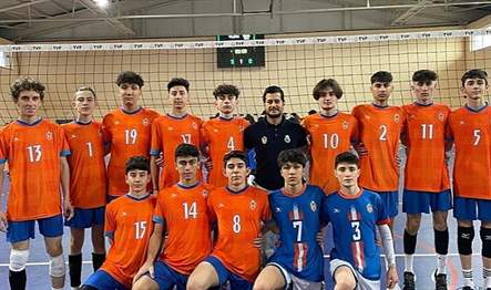 Türkiye Şampiyonası grup müsabakalarını namağlup lider tamamlayan İnegöl Belediyespor Küçük