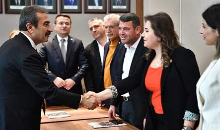 Çukurova Belediye Başkanı Soner Çetin, 14 Mayısta yapılacak seçimlerde avukatlara