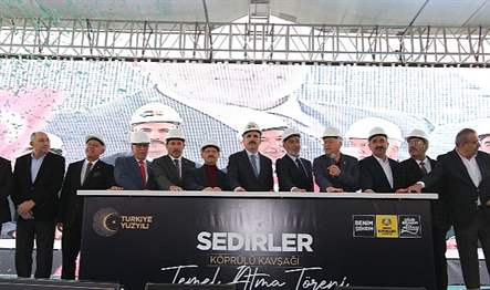 Konya Büyükşehir Belediye Başkanı Uğur İbrahim Altay, Büyükşehir Belediyesi tarafından