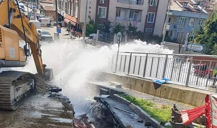 Eyüpsultan Silahtarağa Tüneli girişinde Türkiye Elektrik İletim A.Ş (TEİAŞ )
