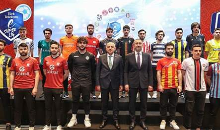 Türk Telekom, dijital dönüşümdeki öncü rolü ile eFutbol ekosistemine ve