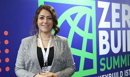 Zirvede, dört gün boyunca yaklaşık 100 konuşmacının yer alacağı toplam