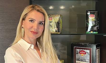 Bir yeni güneş enerjisi üretim paneli fabrikasına da sahip olan