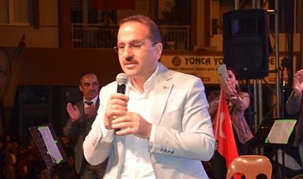 AK Parti tarafından Kemalpaşa’da düzenlenen Seçim Koordinasyon Merkezi açılışı ve