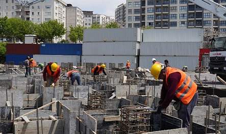 Hayata geçirdiği projelerle bilime, teknolojiye ve girişimciliğe öncü olan bir