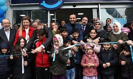 Bağcılar Belediyesi, ihtiyaç sahiplerinin temel gıda ve hijyen ihtiyaçlarını karşılamak