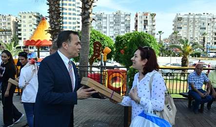Mersin Yenişehir Belediye Başkanı Abdullah Özyiğit, 14 Mayıs Anneler Günü