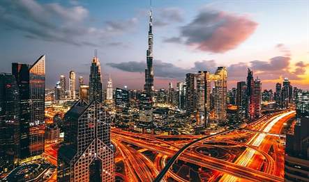 Dünyanın en büyük uluslararası havayolu şirketi Emirates ile Dubai'ye uçun