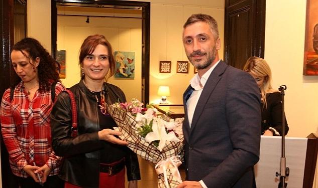 Büyükşehir Belediye Konservatuvarı Güzel Sanatlar Bölümü’nün yıl sonu sergisindeki eserler,