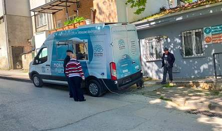 Nilüfer Belediyesi, vatandaşların emlak vergilerini kolayca ödeyebilmeleri için belediyedeki veznelerin