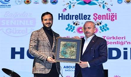 Bağcılar Belediyesi ve Balkan-Rumeli dernekleri tarafından düzenlenen Hıdırellez Şenliği'ne katılan
