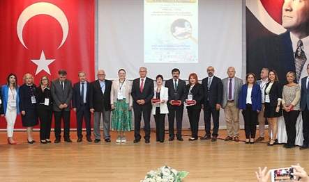 İzmir Kâtip Çelebi Üniversitesi (İKÇÜ) Eczacılık Fakültesi ve İlaç Araştırmacıları