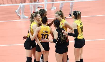 VakıfBank, Misli Sultanlar Ligi 3’lük play-off’u rövanş maçında Türk Hava