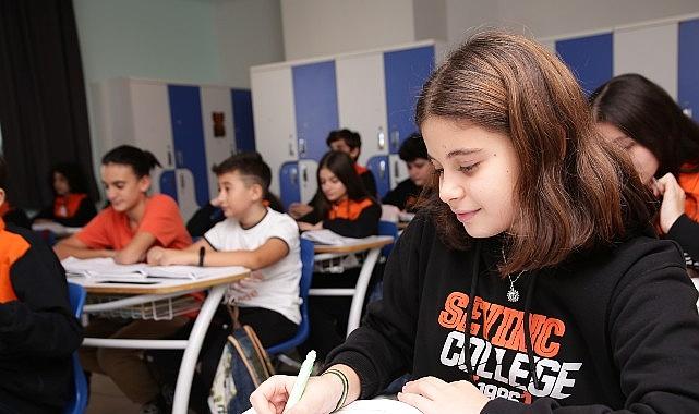 Milyonlarca öğrenciyi yakından ilgilendiren YKS sınavı tamamlandı.