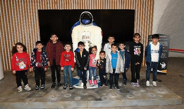 Karabağlar Belediyesi tarafından hizmete açılan Nasreddin Hoca Çocuk Kültür Bilim
