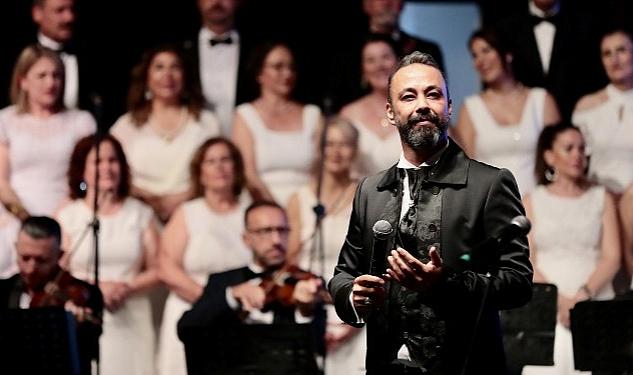 Aliağa Belediyesi Sanatevi (ASEV) yıl sonu etkinliklerinin son gününde ‘Unutulmaz