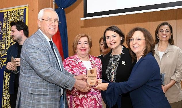 Karabağlar Kent Konseyi ve İzmir Soroptimist Kulübü işbirliğiyle yürütülen “Kız
