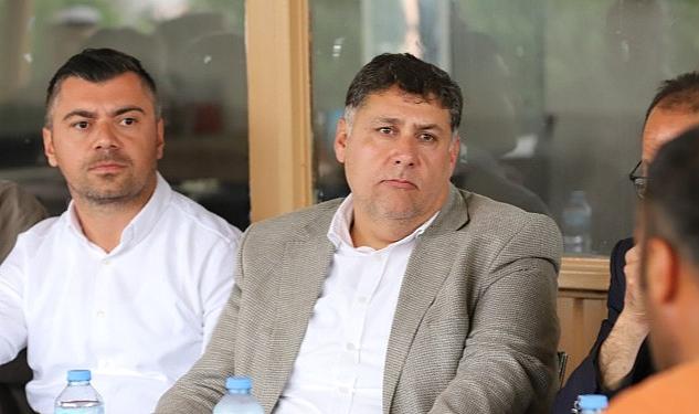 Menderes Belediye Başkan V. Erkan Özkan, yoğun yağış nedeniyle mağdur