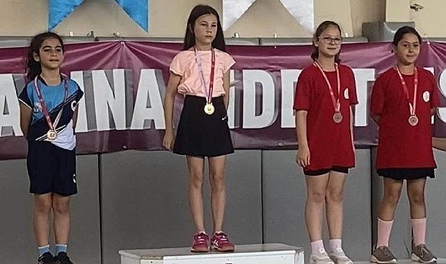İzmir’de sportif başarılarıyla fark yaratan Bayraklı Belediyesinde sporcular, başarılarını büyütmeye