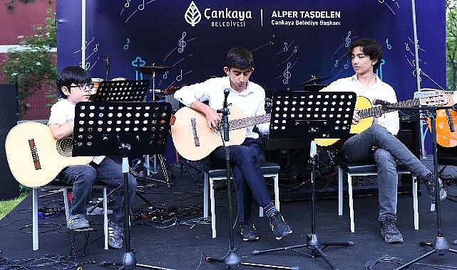 Çankaya Belediyesi Muammer Sun Müzik Atölyesinde eğitim alan çocuklar gerçekleştirdikleri