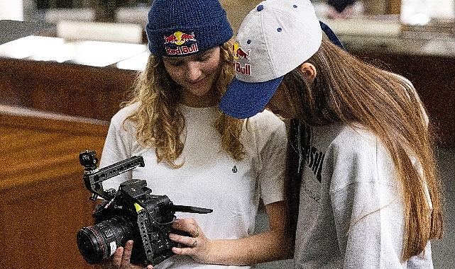 Görüntüleme teknolojileri lideri Canon, Red Bull’un kaykay parkuruna dönüştürdüğü Londra’nın