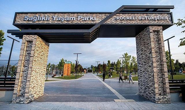 Kocaeli Büyükşehir Belediye Başkanı Tahir Büyükakın, Büyükşehir tarafından inşa edilen,