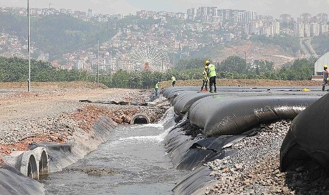 Kocaeli Üniversitesi’nden uzman akademisyenler, Büyükşehir tarafından yürütülen Dip Çamuru Temizliği