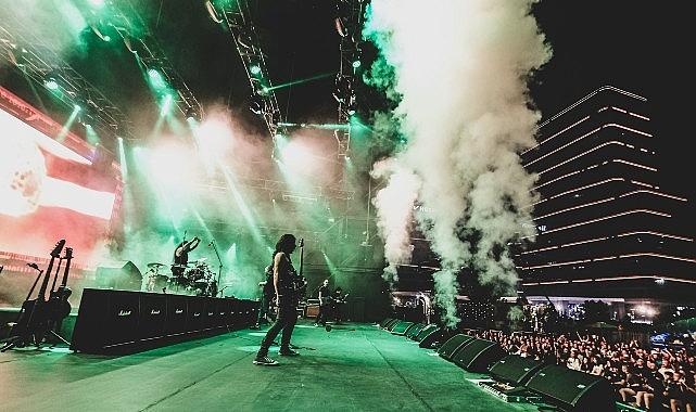 Türkiye'de heavy metal'in öncü gruplarından Pentagram, Atlantis Yapım organizasyonuyla Turkcell