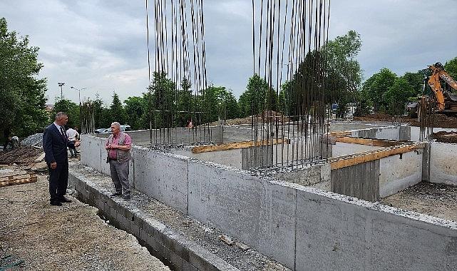 Gölcük Belediyesi Başkanı Ali Yıldırım Sezer, ihalesi sonuçlanan Düzağaç Mahallesi